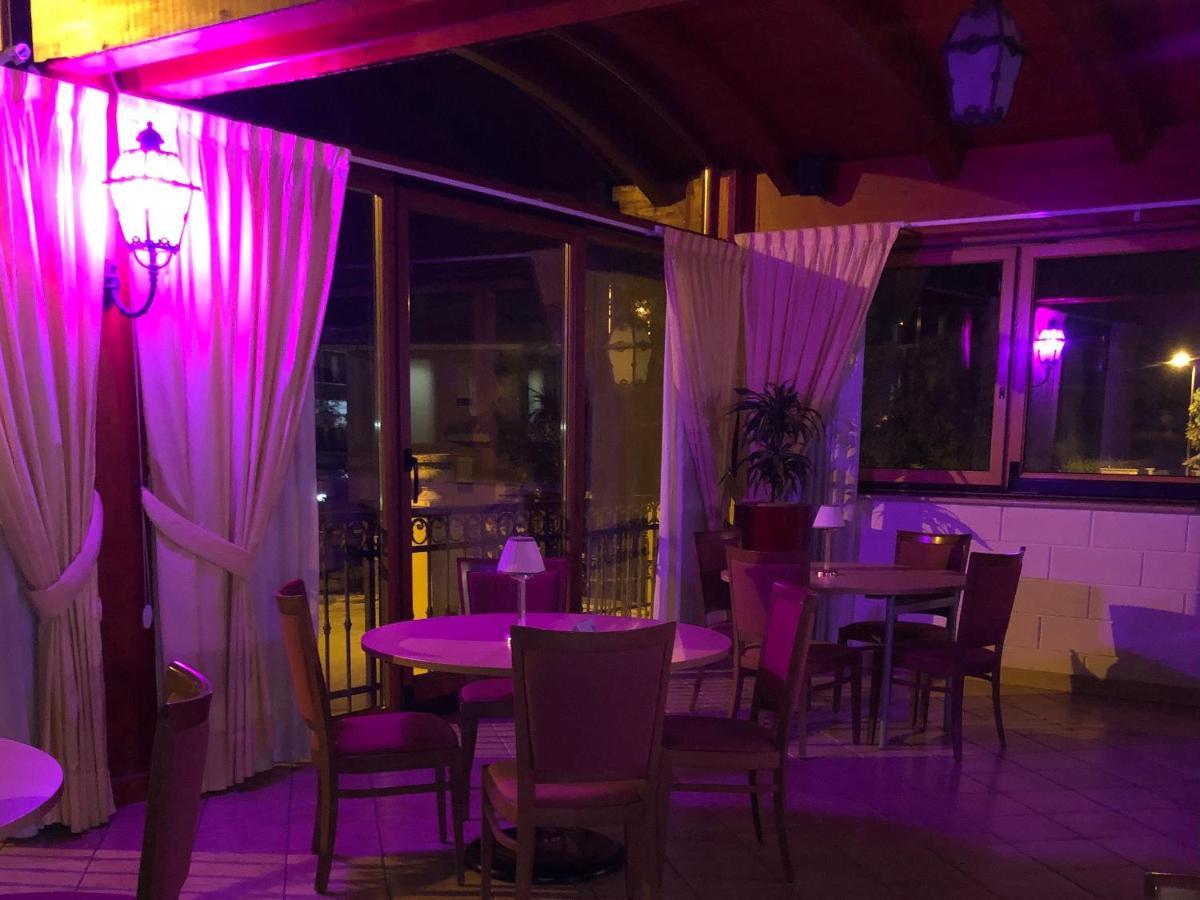 Hotel Ristorante Rossemi Сан Джовани Ротондо Екстериор снимка